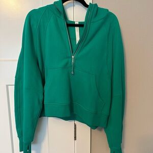 Lululemon scuba green M/L EUC